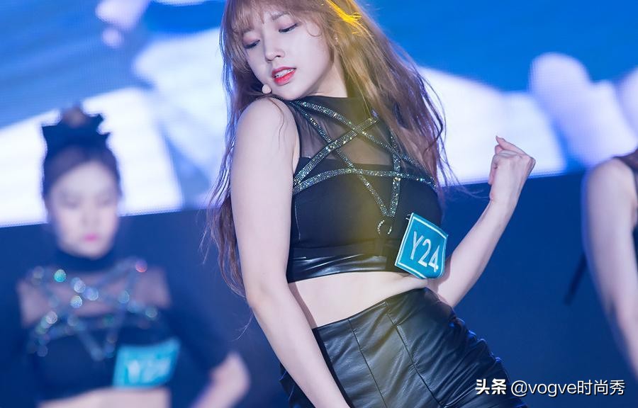 程潇早期粉色短裙,程潇在出道前和出道后的变化