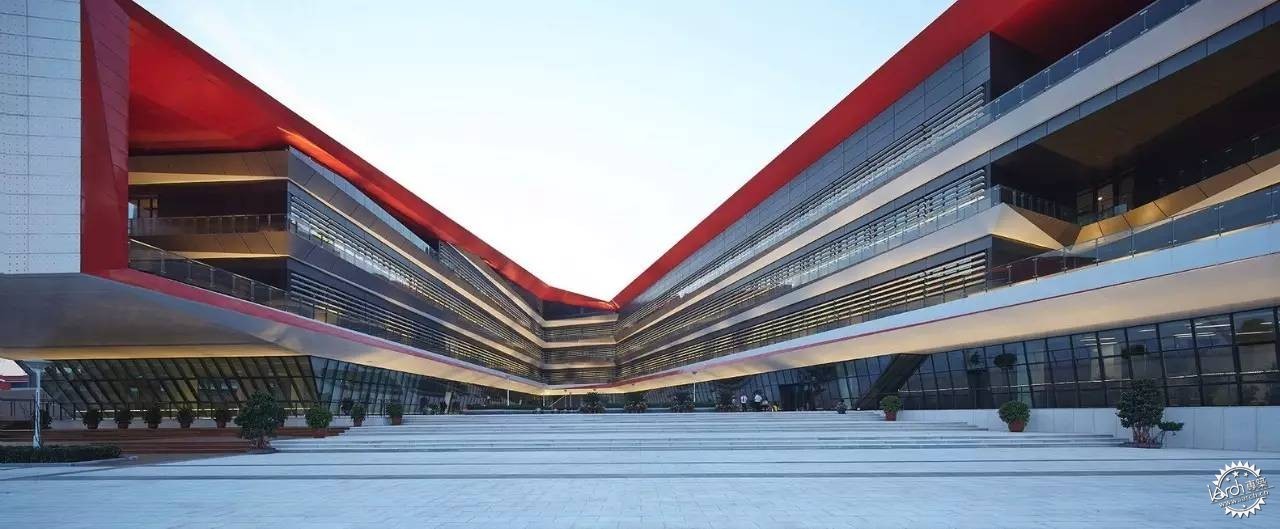 中国十大建筑最美大学,中国最美的十个学校环境