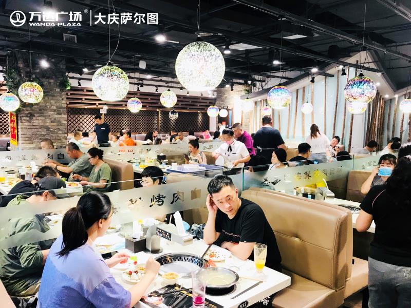 万达广场嘉福金街超级盛典之夜,万达广场年货节开幕