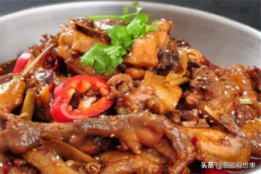 《侯卫东*场官**笔记》和《侯海洋基层风云》中的烧鸡公