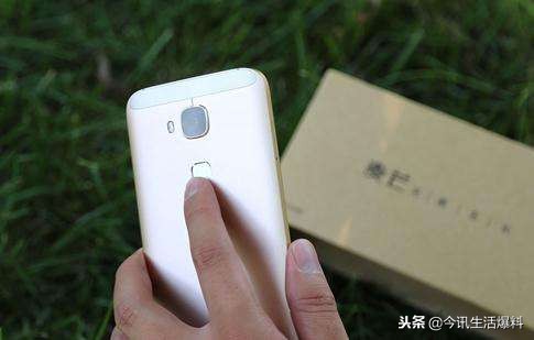 华为麦芒系列最高性价比的手机,华为麦芒哪个性价比最高