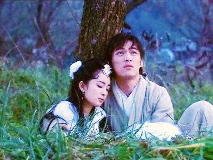 杨幂是不是又回到以前的样子了,杨幂其实大家都不容易互相理解吧