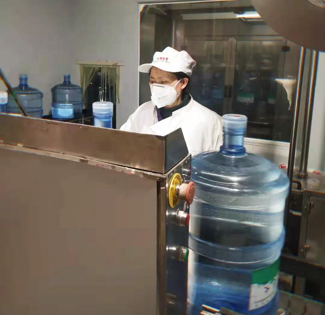 抗击疫情保春耕我们在行动,抗击疫情我们正在行动