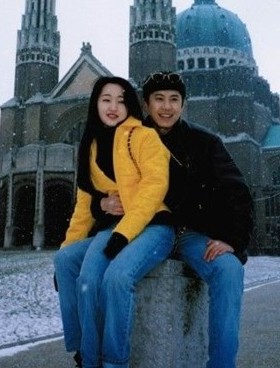 再谈赖文峰，杨钰莹仍热泪盈眶，被毁掉的上半生，不只因“初恋”