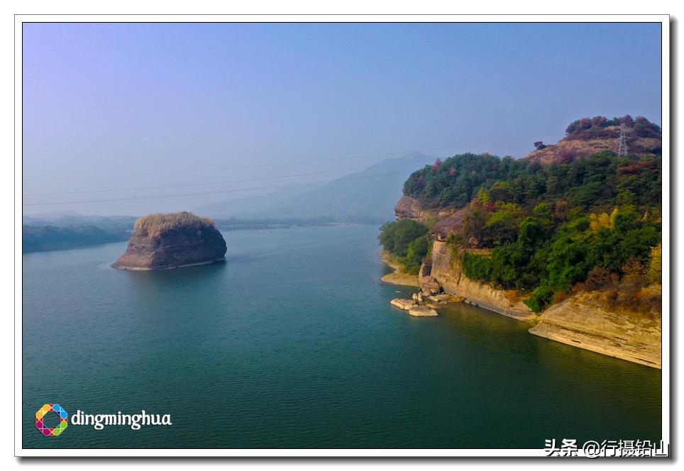 航拍一个小村庄的视频,航拍一个美丽的小山村