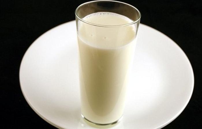 来一杯绿豆沙牛奶，真是解暑的好饮品，做法也很简单的