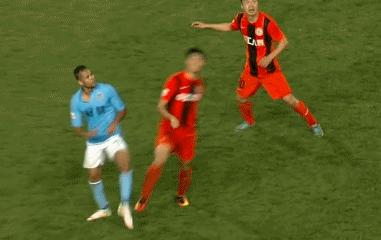 热血足球搞笑视频,国足热血短片