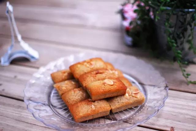 法国特色美食大盘点,法国十大特色美食英文介绍