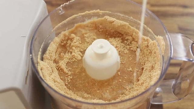 蛋糕店芝士蛋糕的配方及做法,蛋糕店里淡奶油芝士蛋糕做法