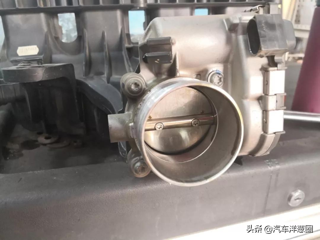 自己动手车子保养换油,汽车三万公里保养换机油常识