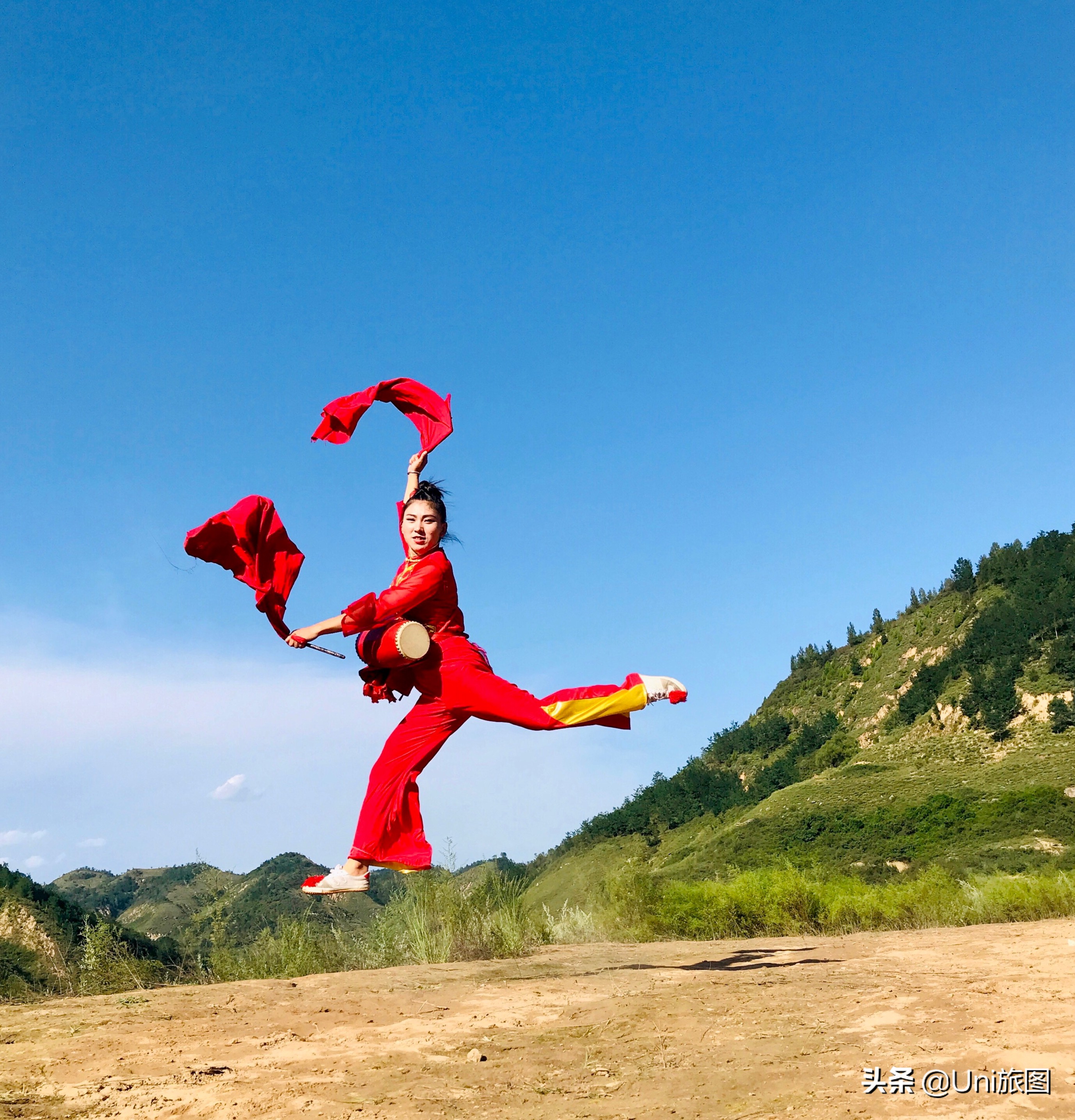 香港中国旅游签约摄影师冯挺华:国家非物质文化遗产,天下第一鼓“安塞腰鼓”