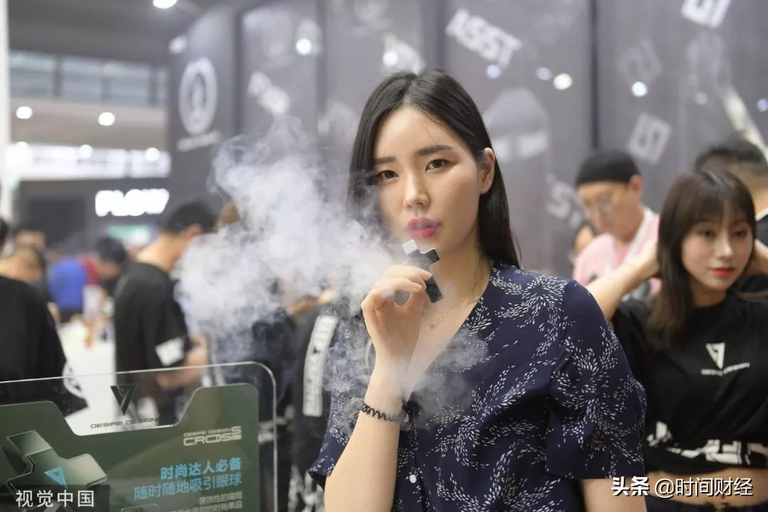 *子烟电**网售禁令33天：有老板因生意锐减转行卖手机壳有人感觉“逃过一劫”