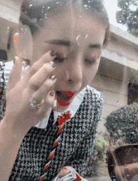 搞笑gif一看就是聪明人,搞笑gif趣图果然是亲生的笑死我了