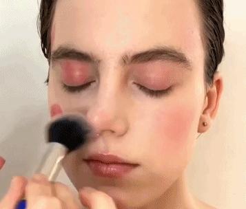 腮红扫这几个地方，男生都会忍不住心动，恋爱斩男力和你真的很配