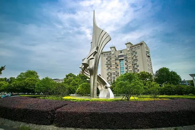 武汉是世界面积最大的一个市,武汉面积最大的小区