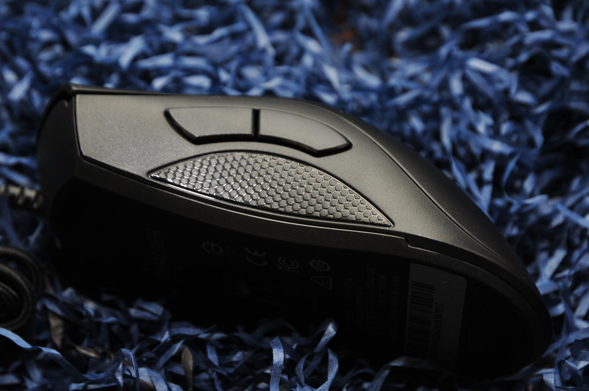 雷蛇蝰蛇鼠标测评,雷蛇毒蝰8khz有线游戏鼠标评测