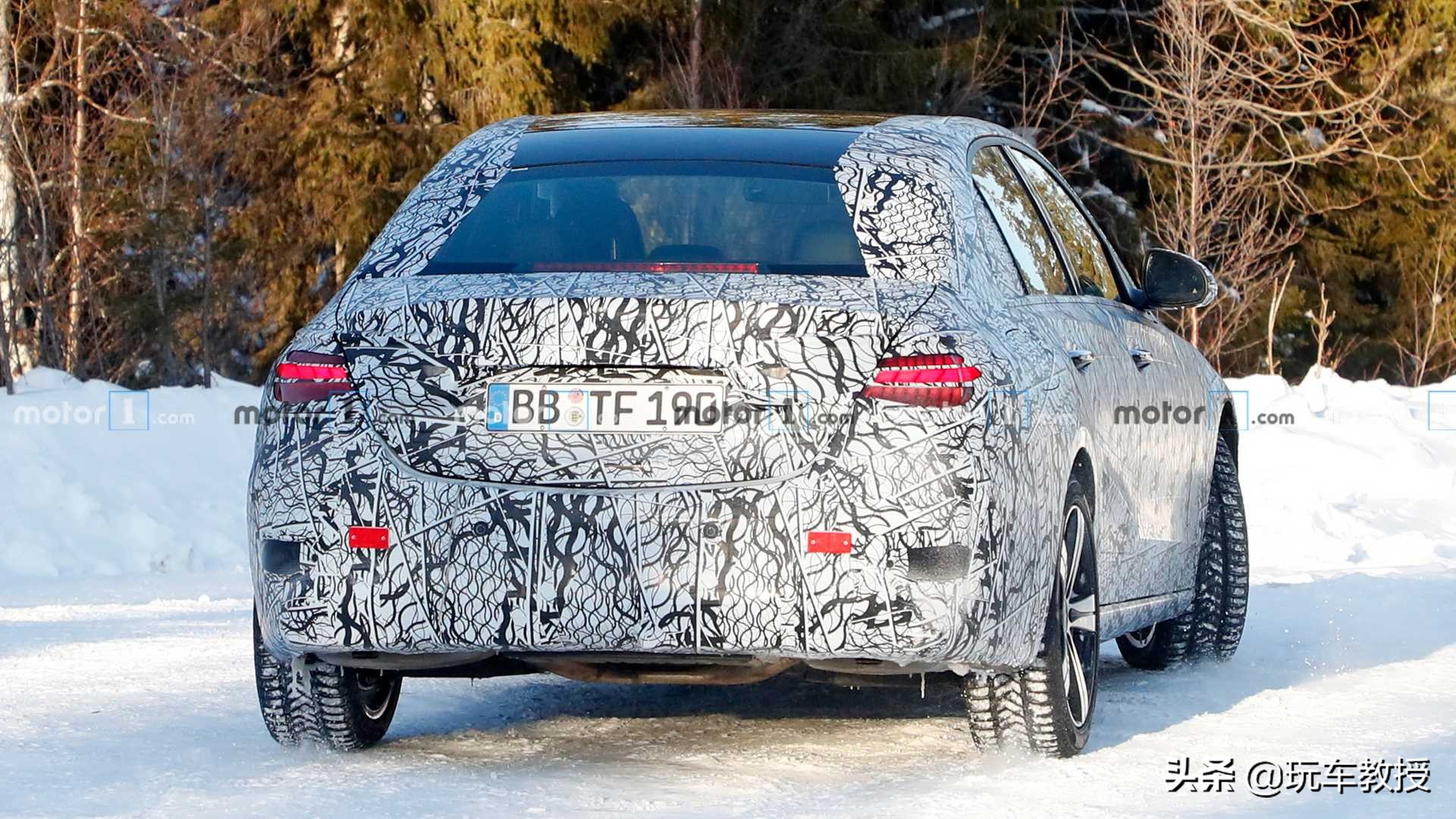 期待已久的平民轿车全新亮相,8年15万公里质保以哪个为底