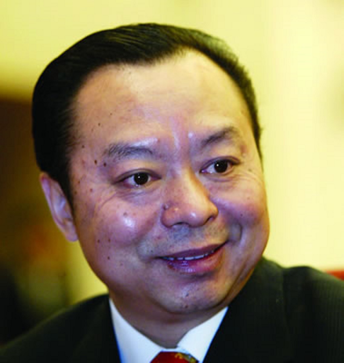 四川南充4位大富翁，1人身价48亿？1个土豪请人免费乘直升机