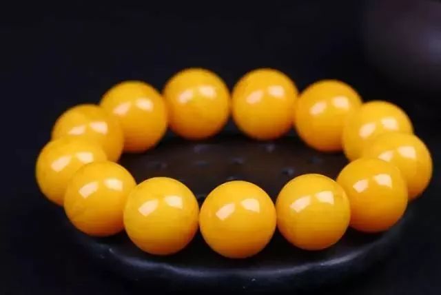 琥珀蜜蜡收藏价值如何,琥珀蜜蜡的种类和档次