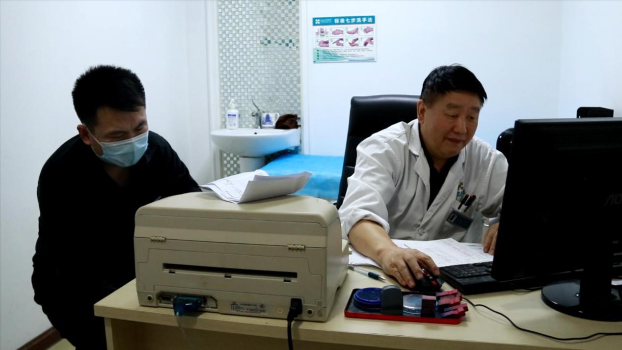 被扁桃体结石折磨到崩溃,被结石性胆囊炎折磨了一个月