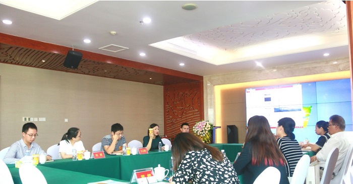 热烈欢迎企业家莅临指导,热烈欢迎公司领导一行人莅临指导