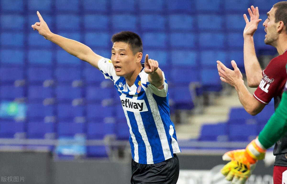 国足0比3澳大利亚整场数据,国足一比一踢平澳大利亚集锦