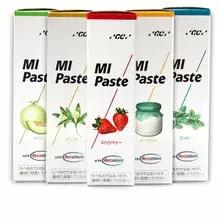 牙齿为什么有白斑点,牙齿脱矿白斑用涂氟剂可以修复吗