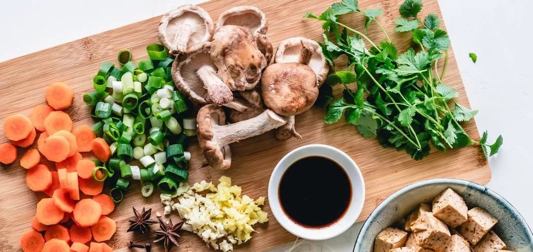 香菜味道有那么夸张吗,为什么香菜好闻有的不好闻