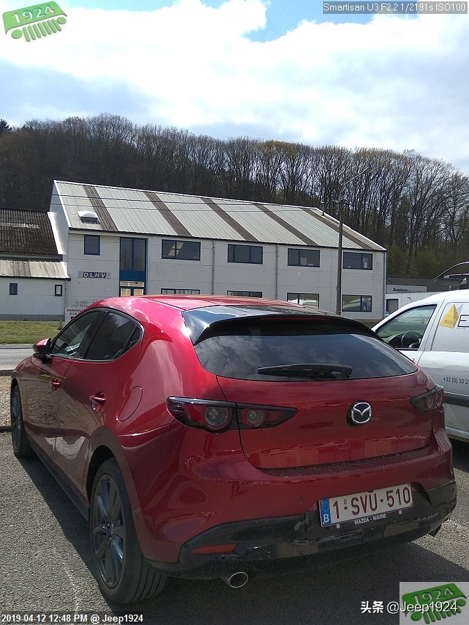 欧洲4S店实拍系列之Mazda,1---马3，我眼里最帅的两厢车