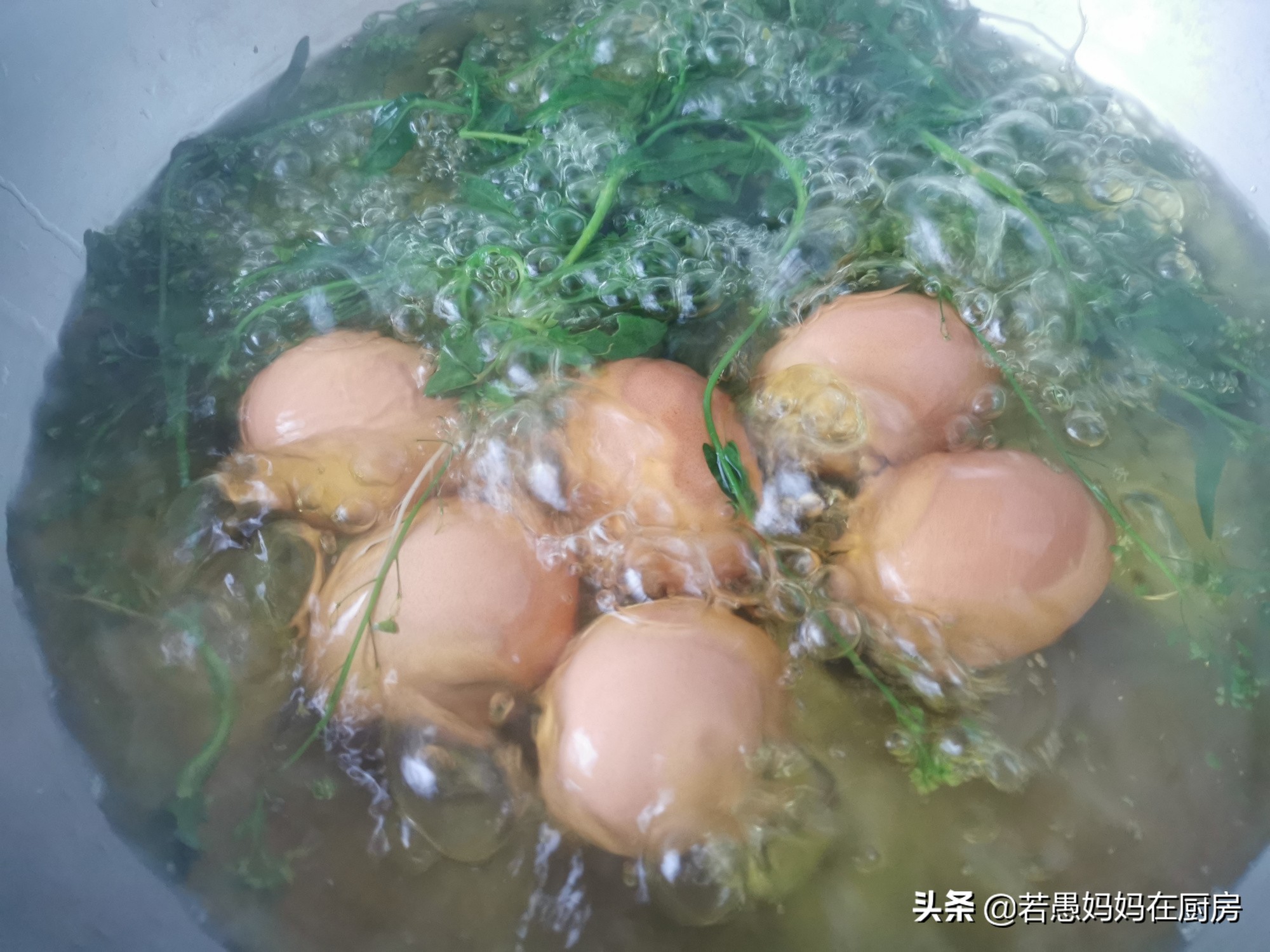 煮鸡蛋不要溏心的煮多久,煮鸡蛋不要蛋清只要蛋黄