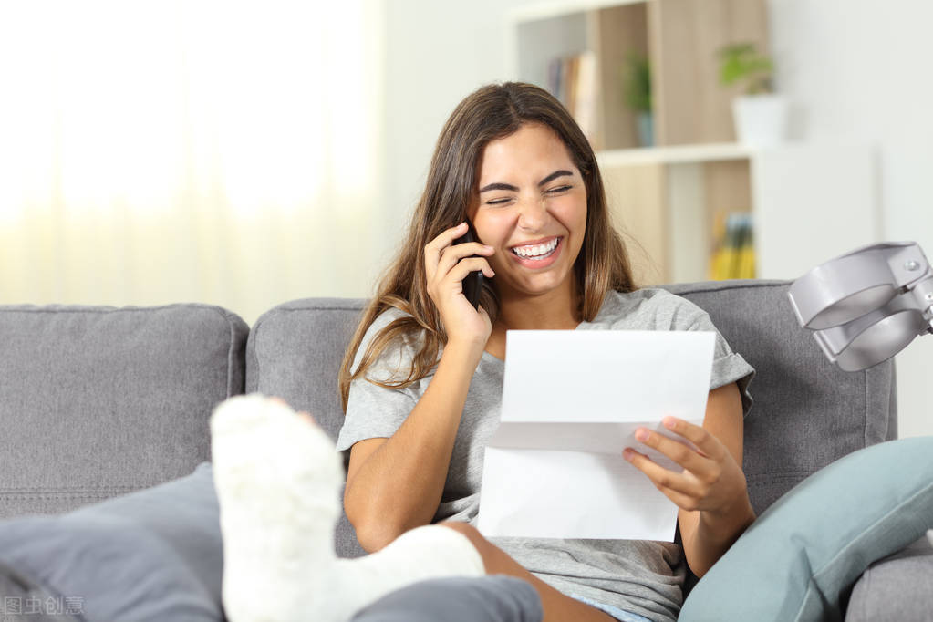 乳腺癌转移到肝医生说动不了手术,乳腺癌肺转移不放化疗可以治吗