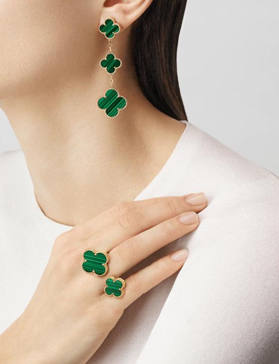 幸运之神四叶草,四叶草项链各种颜色寓意