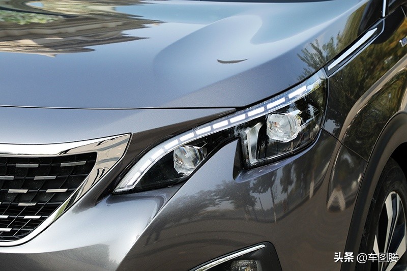 东风标致suv最新款7座5008自动,沉浸式体验新款标致5008白色