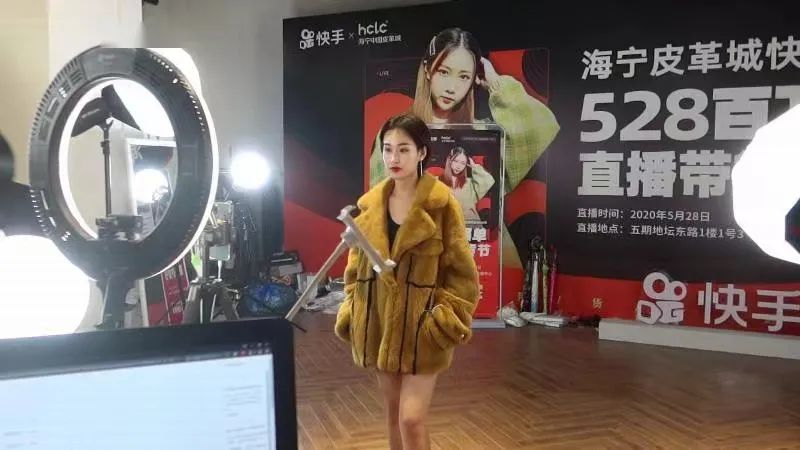 东北大姨冬天穿皮草,东北大姨冬天穿貂