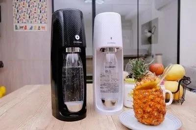 可口可乐和百事可乐营销模式,可口可乐公司扩张的方式