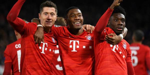 实况足球阿方索戴维斯,阿方索戴维斯被铲视频