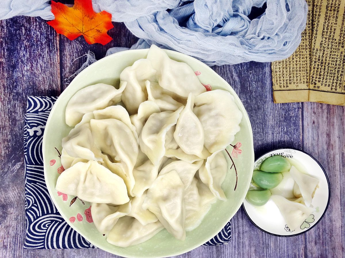 包萝卜馅饺子用去皮吗,包萝卜馅饺子要不要放葱姜