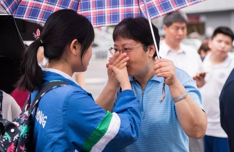 四十年高考作文题回顾,十年前广东高考作文题