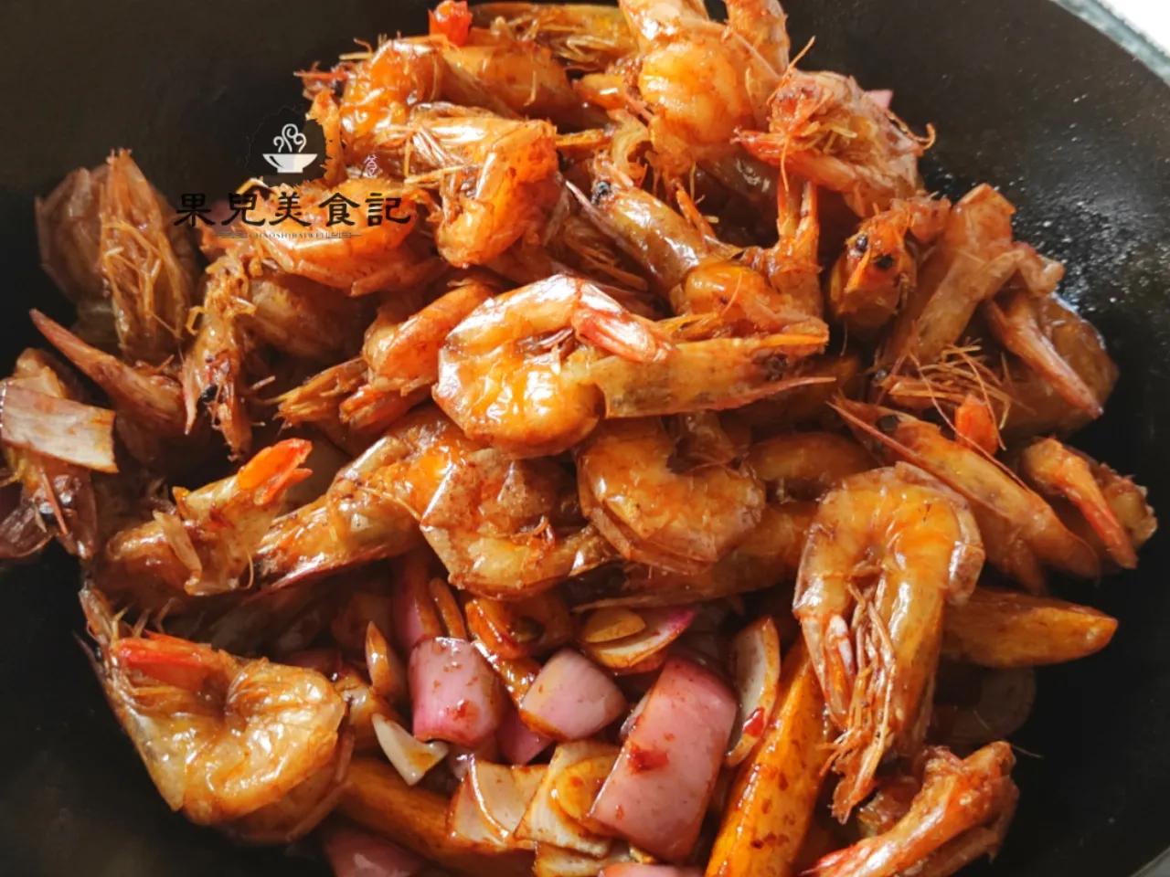 水煮干锅虾怎么做更好吃不用调料,香辣虾干锅怎么做虾才酥