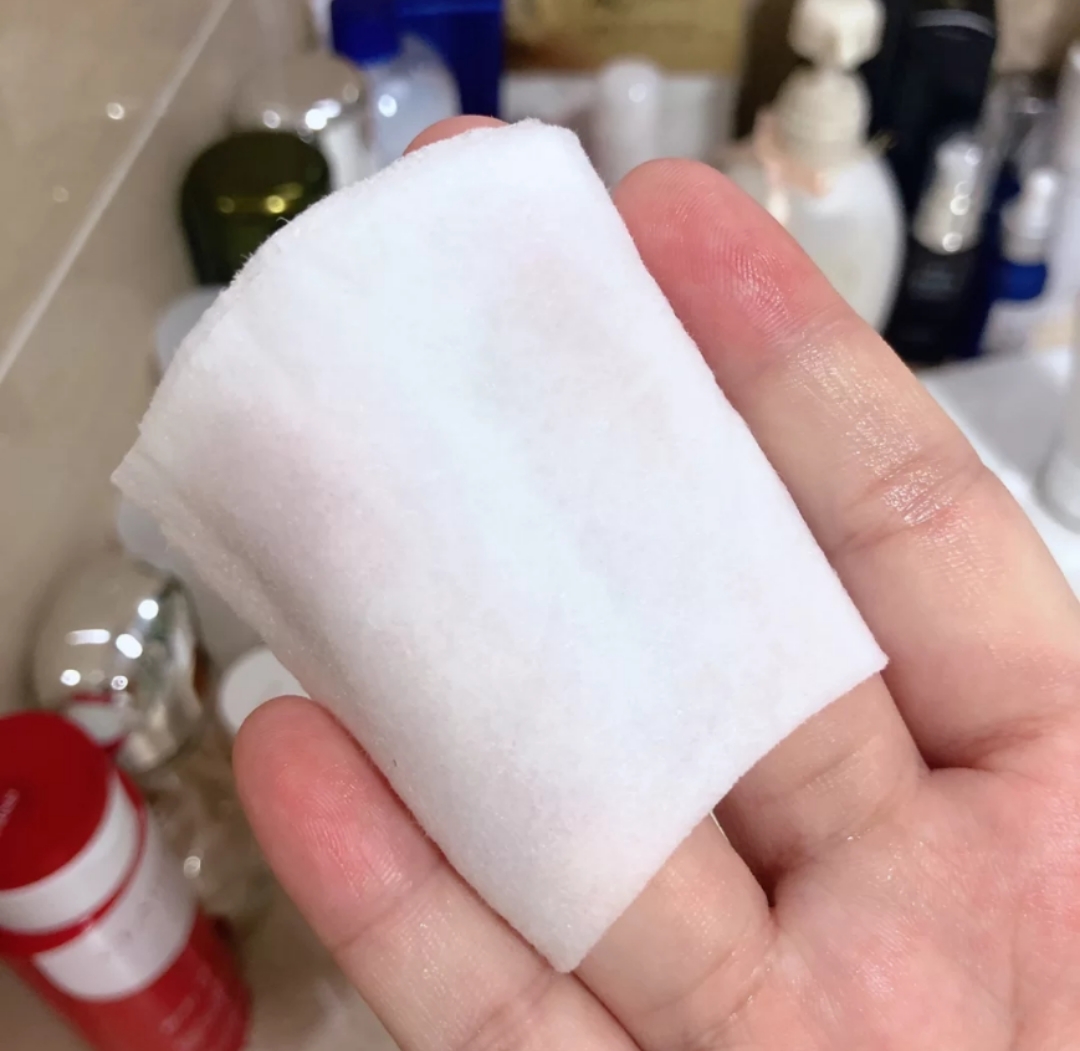 洗完脸后怎么拍爽肤水,洗脸后擦爽肤水几遍合适