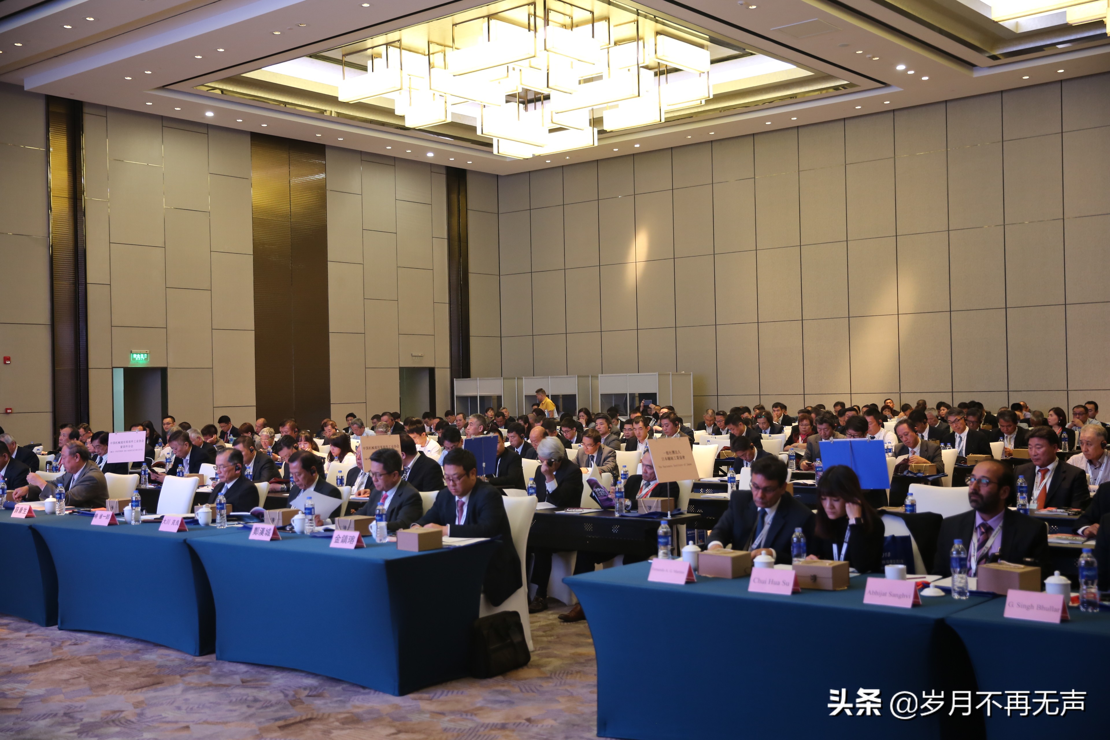 上海国际潮博会,全球关注上海世博会