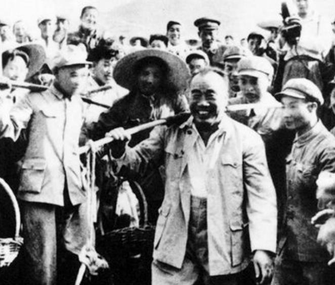 国家领导人遗产对比：周恩来5100元，*德朱**20306元，毛主席有多少