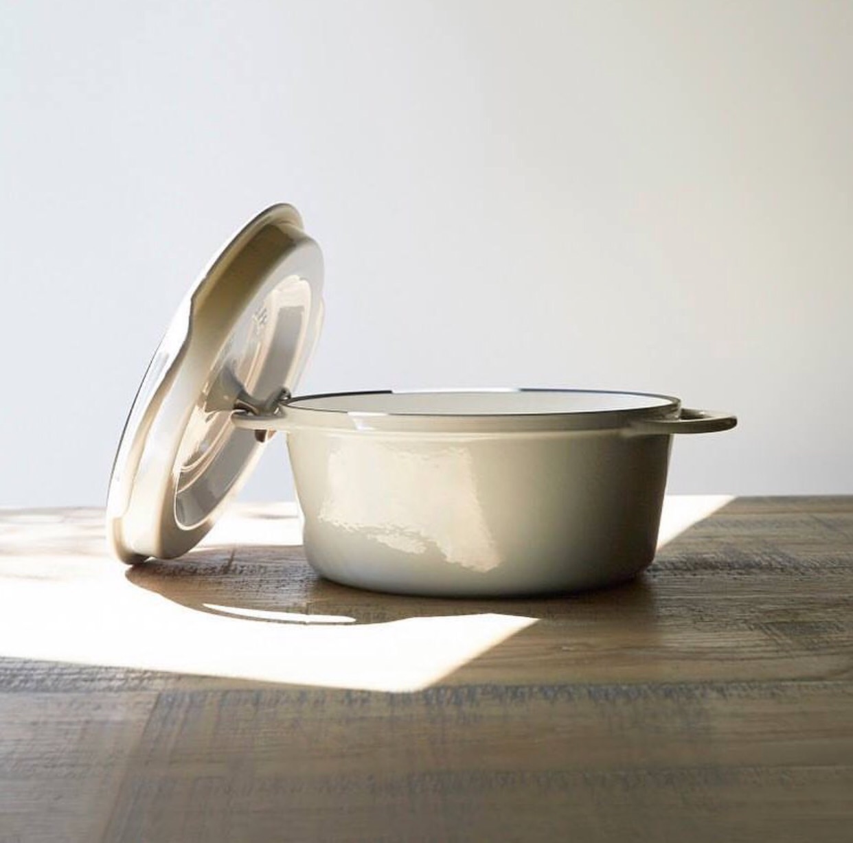 日常锅具养护,第一次使用锅具怎么保养呢