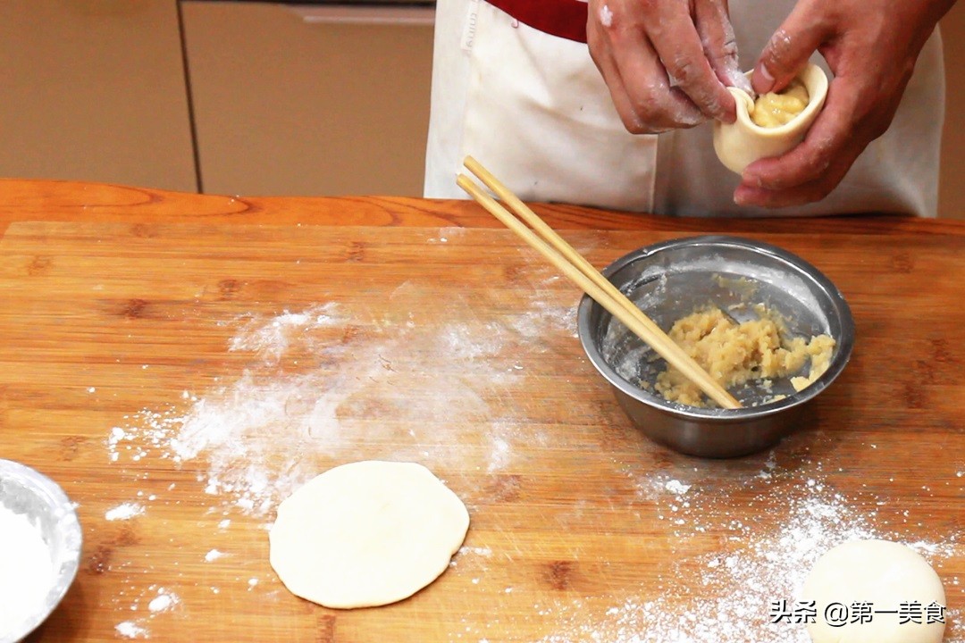 早点摊鸡蛋灌饼去哪里学,早餐店鸡蛋发面饼