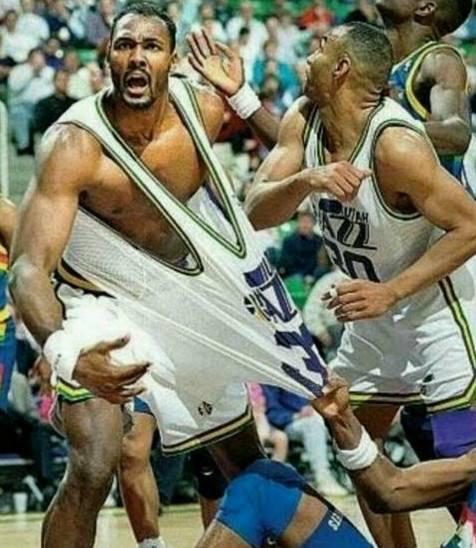 nba弄坏球鞋,马努精彩集锦