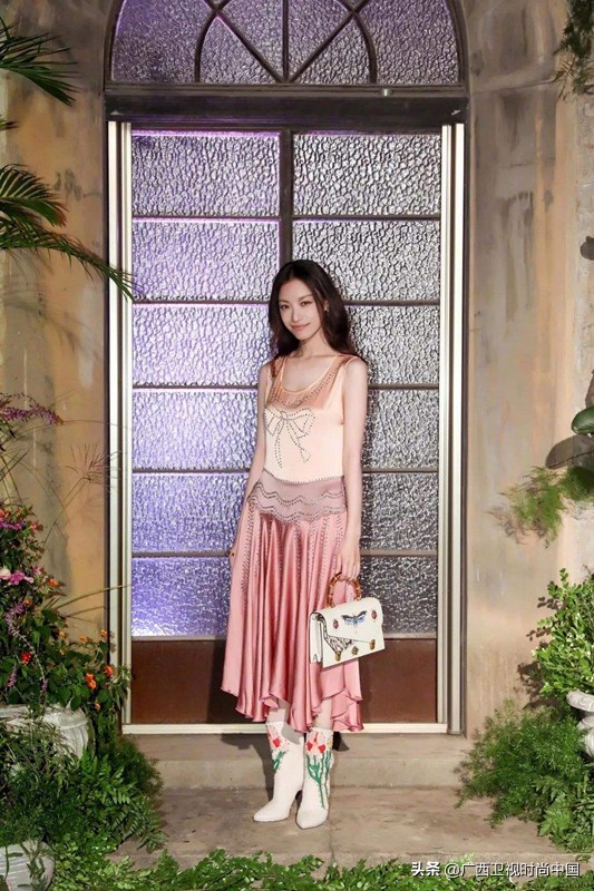 倪妮高圆圆同款,倪妮电影里的包