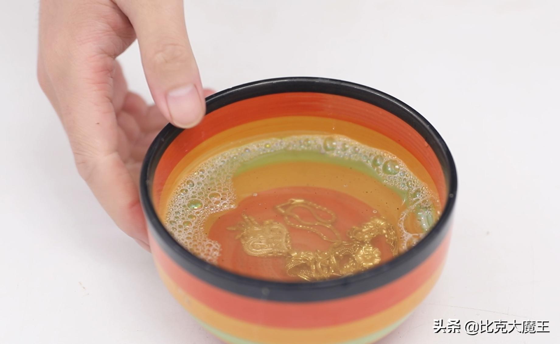 金首饰的正确清洗技巧,金首饰长期佩戴如何去污