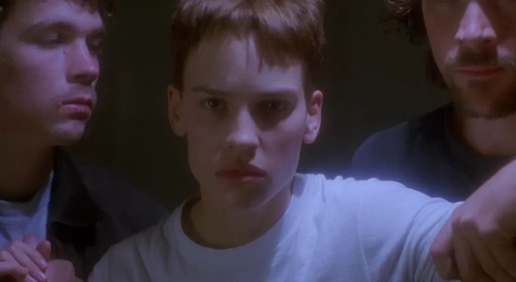 男孩别哭电影真实事件,男孩别哭电影全集