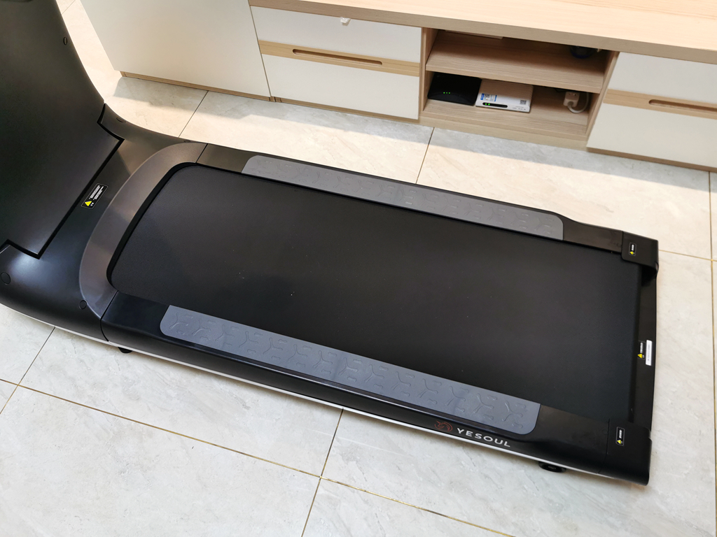 野小兽p30跑步机稳定性怎么样,野小兽折叠跑步机细节展示