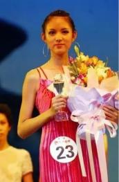 熊黛林张梓琳李嘉欣,李嘉欣张梓琳关系